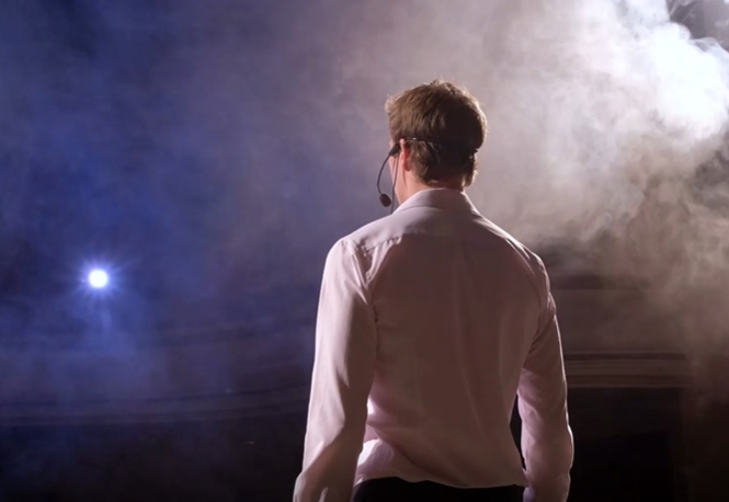 胜利者迎接掌声欢呼视频素材