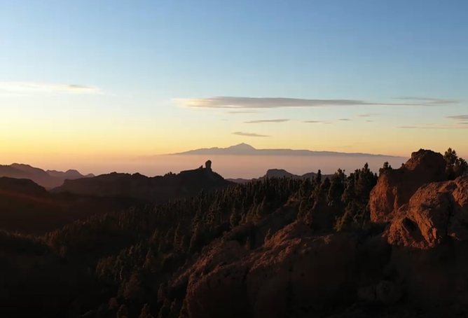 上帝视角领略高山之巅励志素材视频